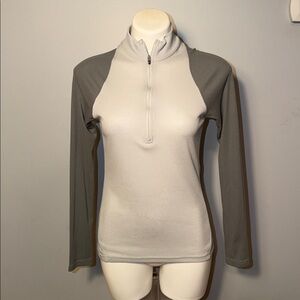 Patagonia Ladies Capilene 2 Lightweight 1/2 Zip Pullover Baselayer Long Sleeve